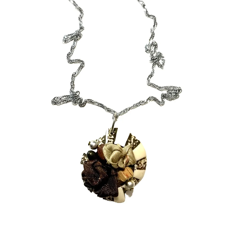 Artisan Pendant Necklace Faux Pearl Ribbon Etched Base 18K WG Plated Chain 17